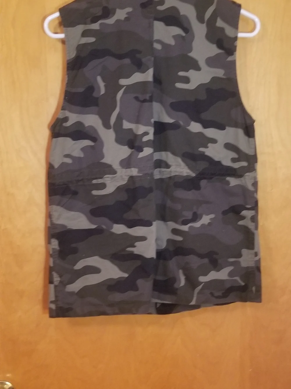 Love Tree Thin Lightweight Feminine Camo Vest Women's Size M